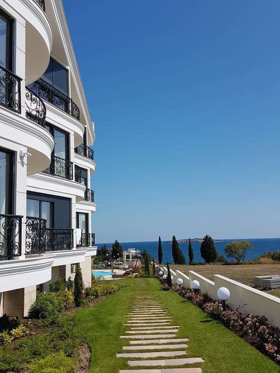 Morning Star Deluxe Apartment เชอร์โนโมเรทส์ ภายนอก รูปภาพ