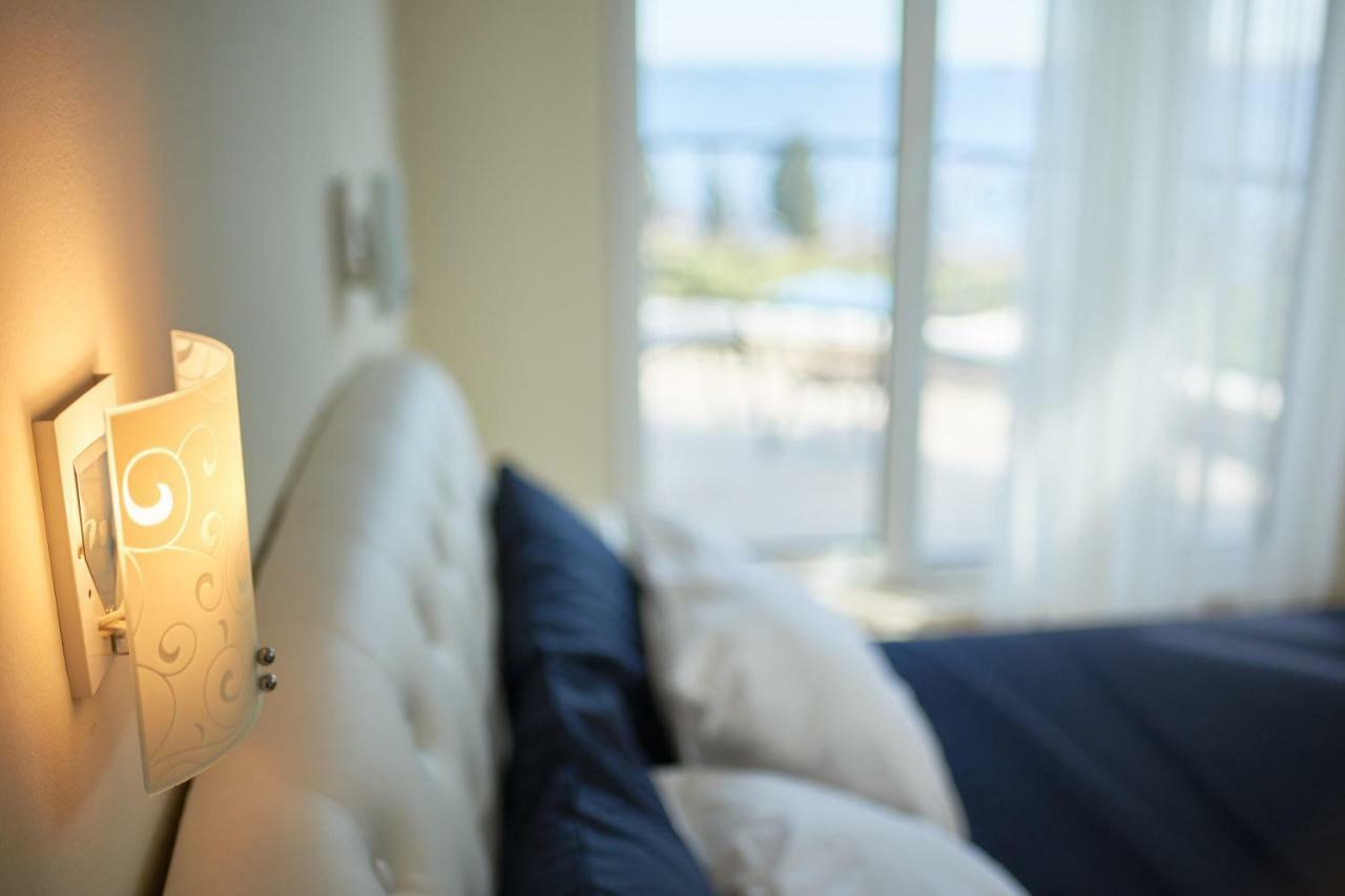 Morning Star Deluxe Apartment เชอร์โนโมเรทส์ ภายนอก รูปภาพ