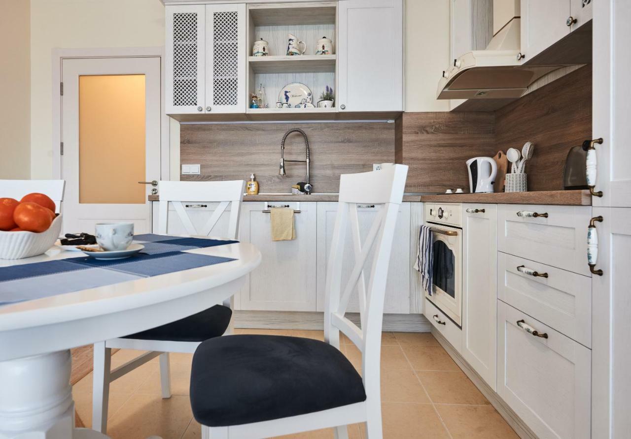 Morning Star Deluxe Apartment เชอร์โนโมเรทส์ ภายนอก รูปภาพ