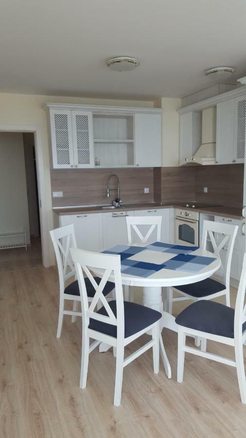 Morning Star Deluxe Apartment เชอร์โนโมเรทส์ ภายนอก รูปภาพ